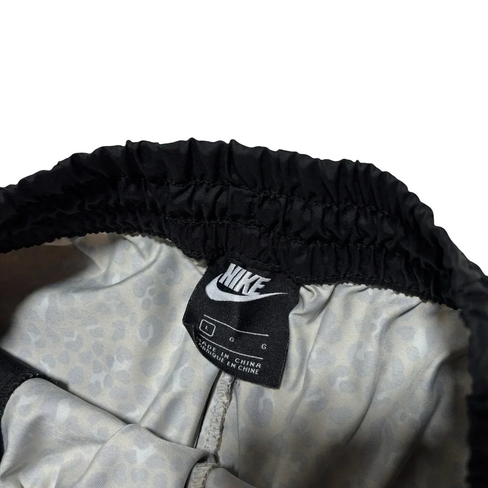 Nike Running Shorts Women's L Brown Leopard 3 Inseam Lined Animal Print Athletic